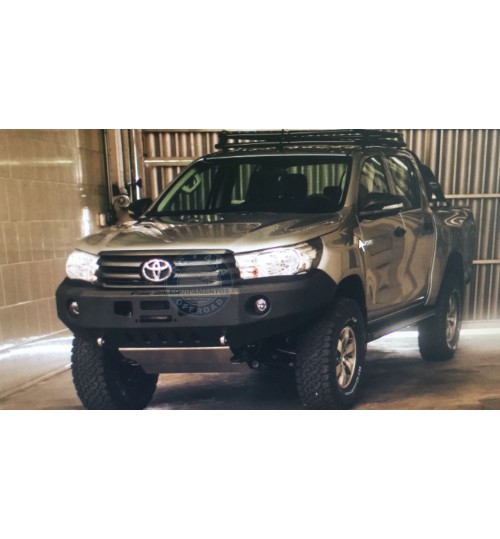 PARA-CHOQUE DIANTEIRO TOYOTA HILUX  2015 À 2018